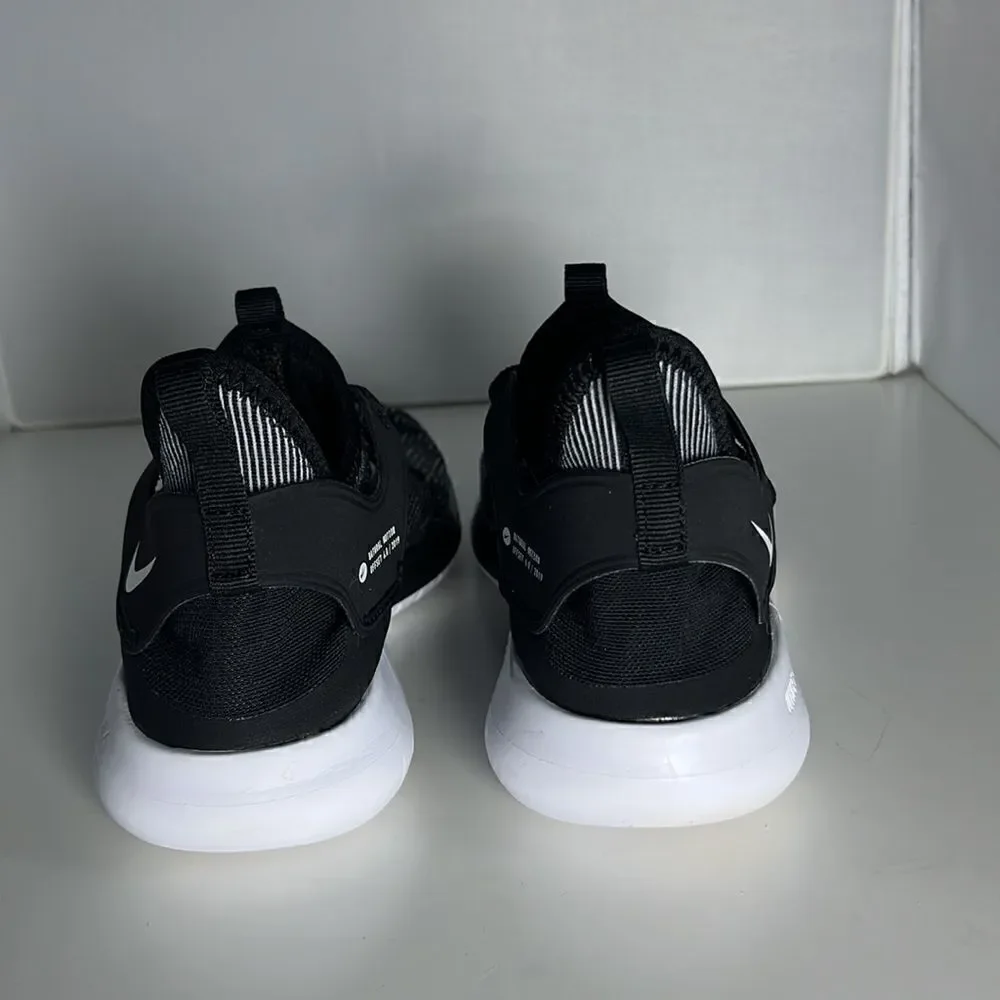 NIKE Women’s Flex Contact 3 Running Shoe Black/White Sneaker Size 5.5.